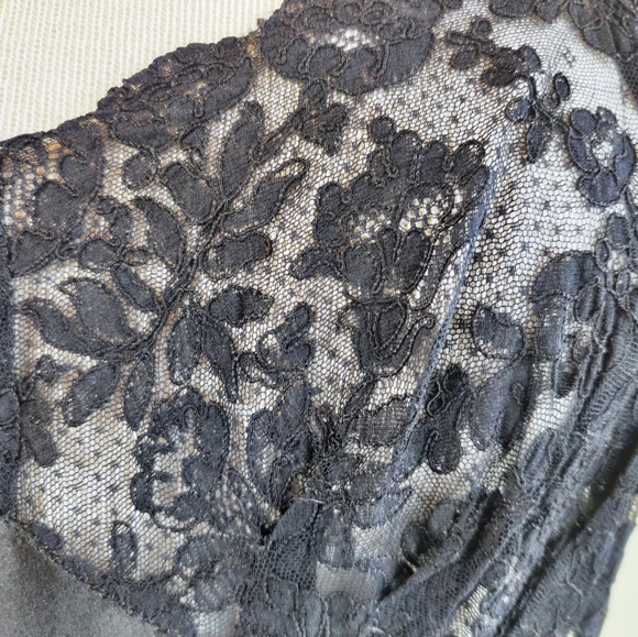 Vintage 1930's Glamourous Black Bias Cut Silk/Lace Slip-Dress  Bound Scallop Hem - Picture 4 of 11
